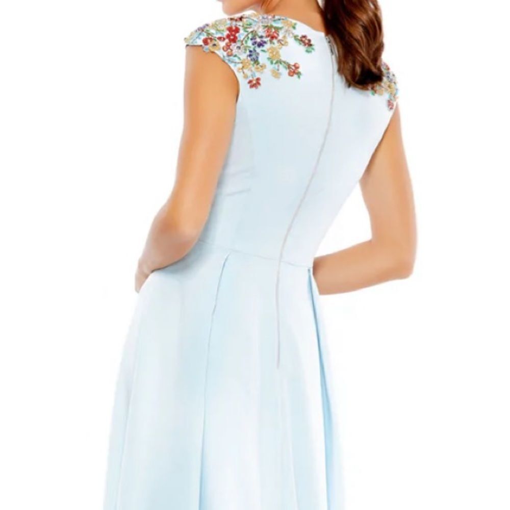 MAC Duggal Prom pageant Gown Crystals Floral Accented Baby Blue Aline Size 2 NEW - Picture 5 of 14